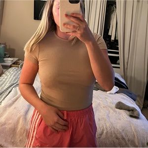 Beige tan basic tee short sleeve ribbed hm